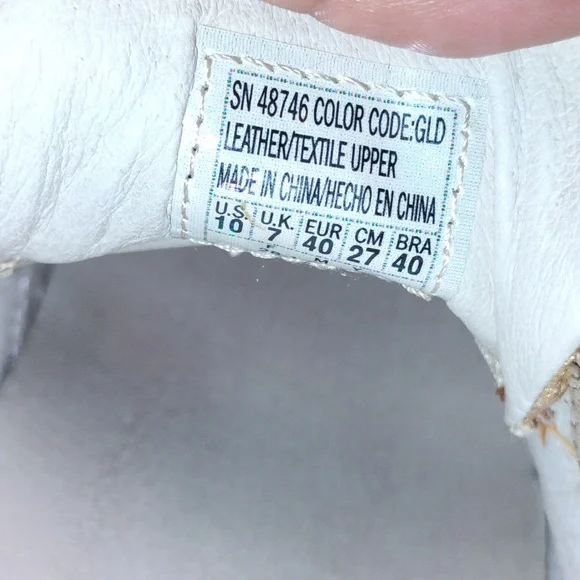 Skechers Metallic Gold and White Shoes - Picture 7 of 8